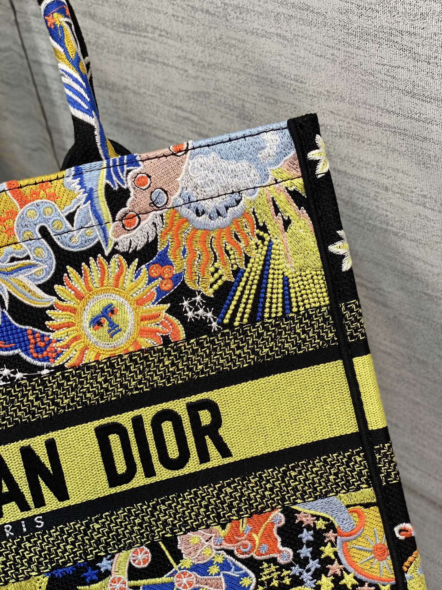 Diro Small Book Tote-36.5CM