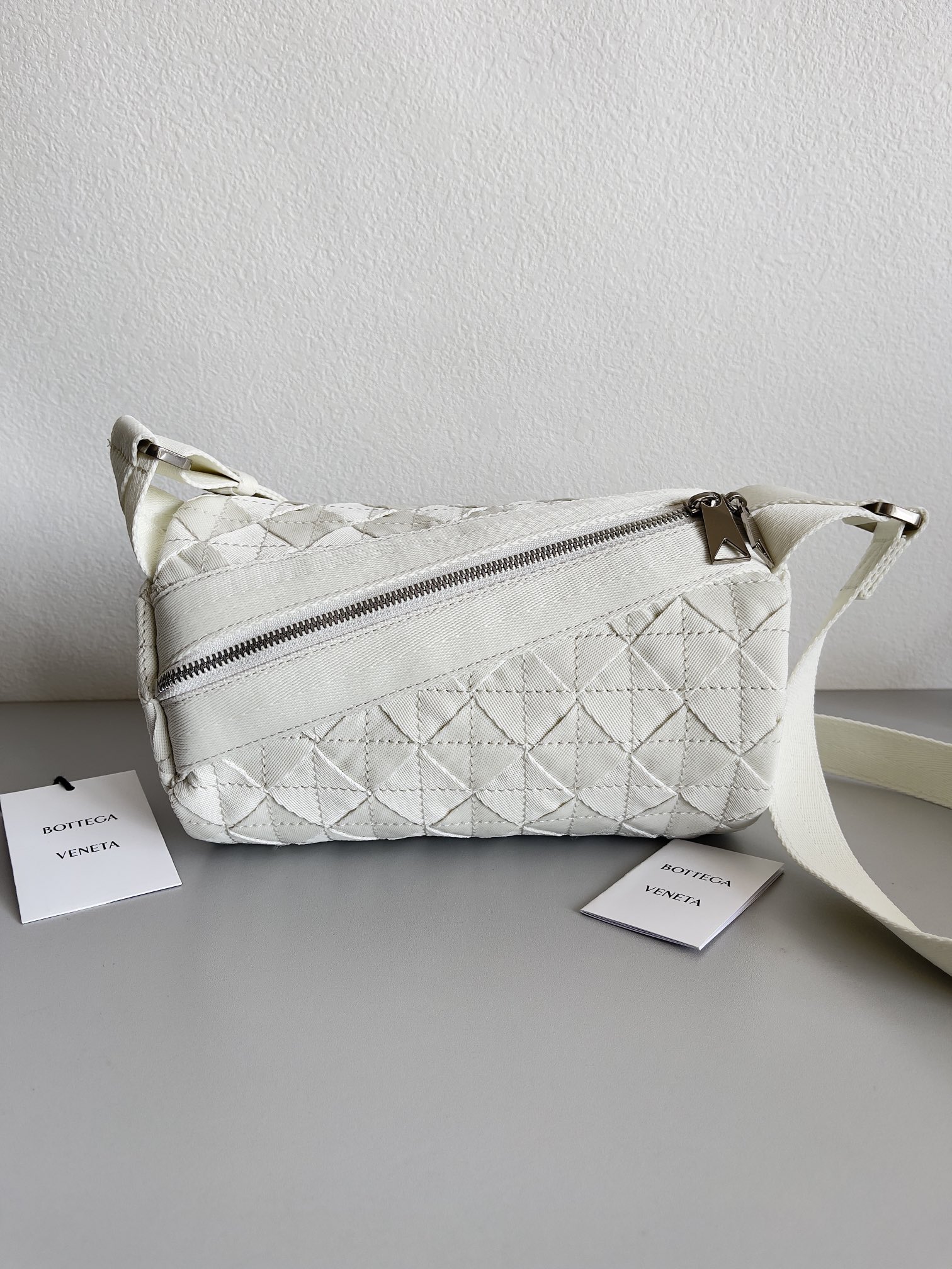 Bottega Veneta Webbing Crossbody Bag-26*15*15CM