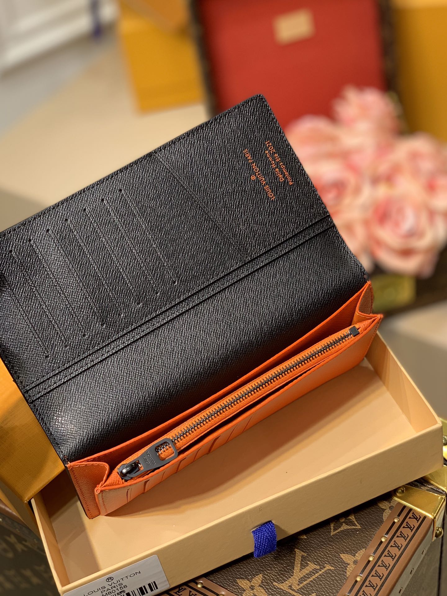 Louis Vuitton Brazza Wallet-10*19*2CM
