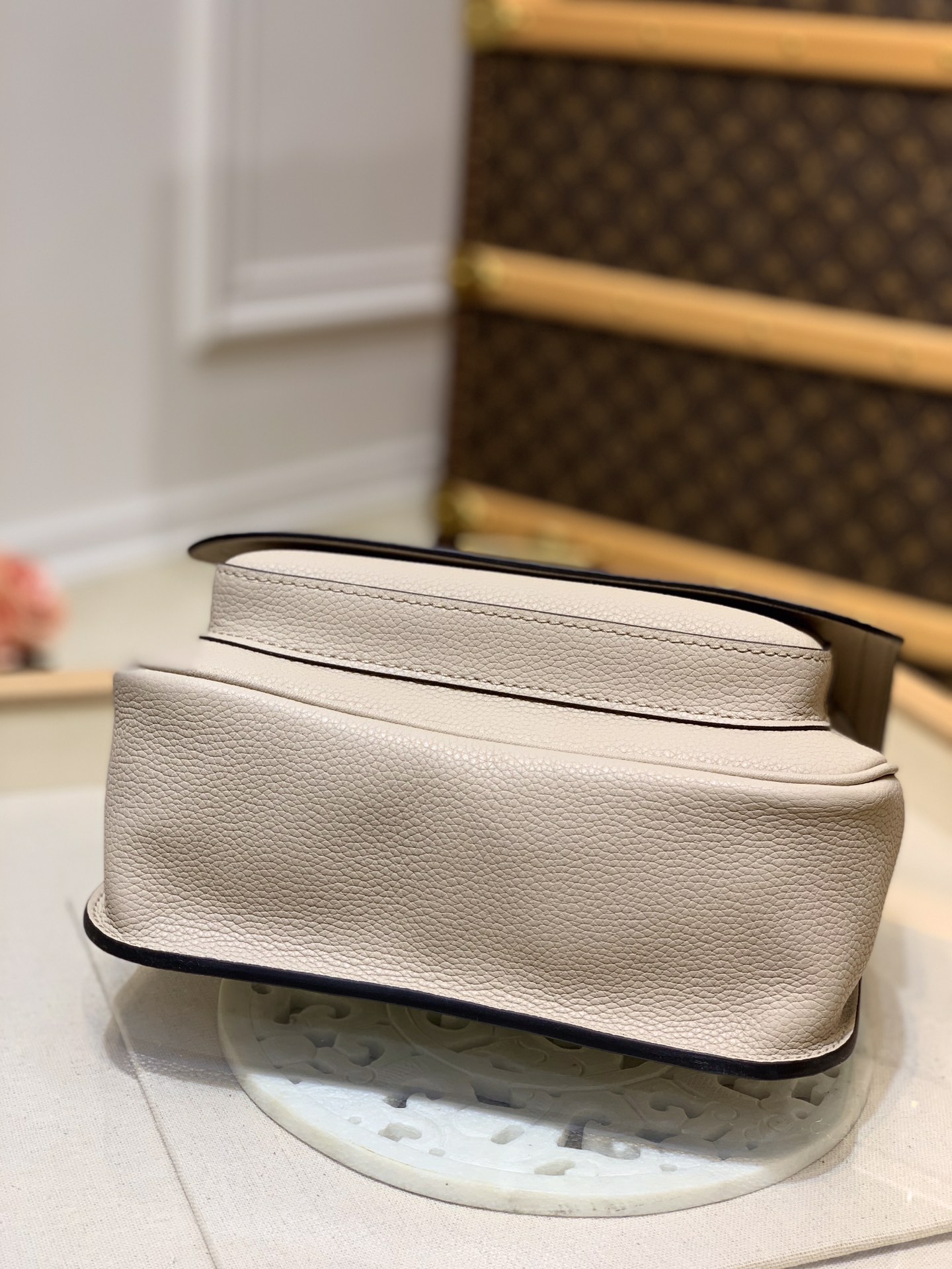 Louis Vuitton Lockme Handbags PM-M57073-23*17*11CM Louis Vuitton Lockme Handbags PM-M57073-23*17*11CM
