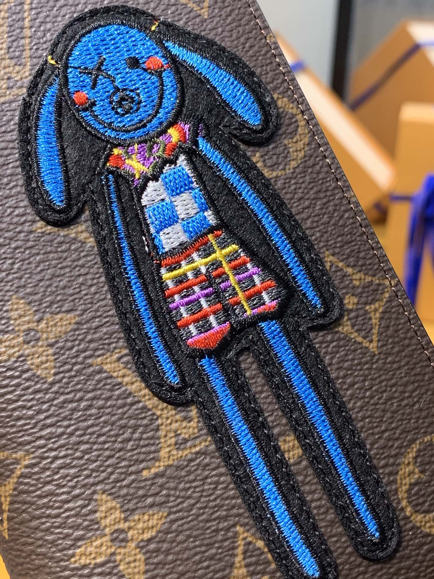 Louis Vuitton Brazza Wallet-10*19*2CM