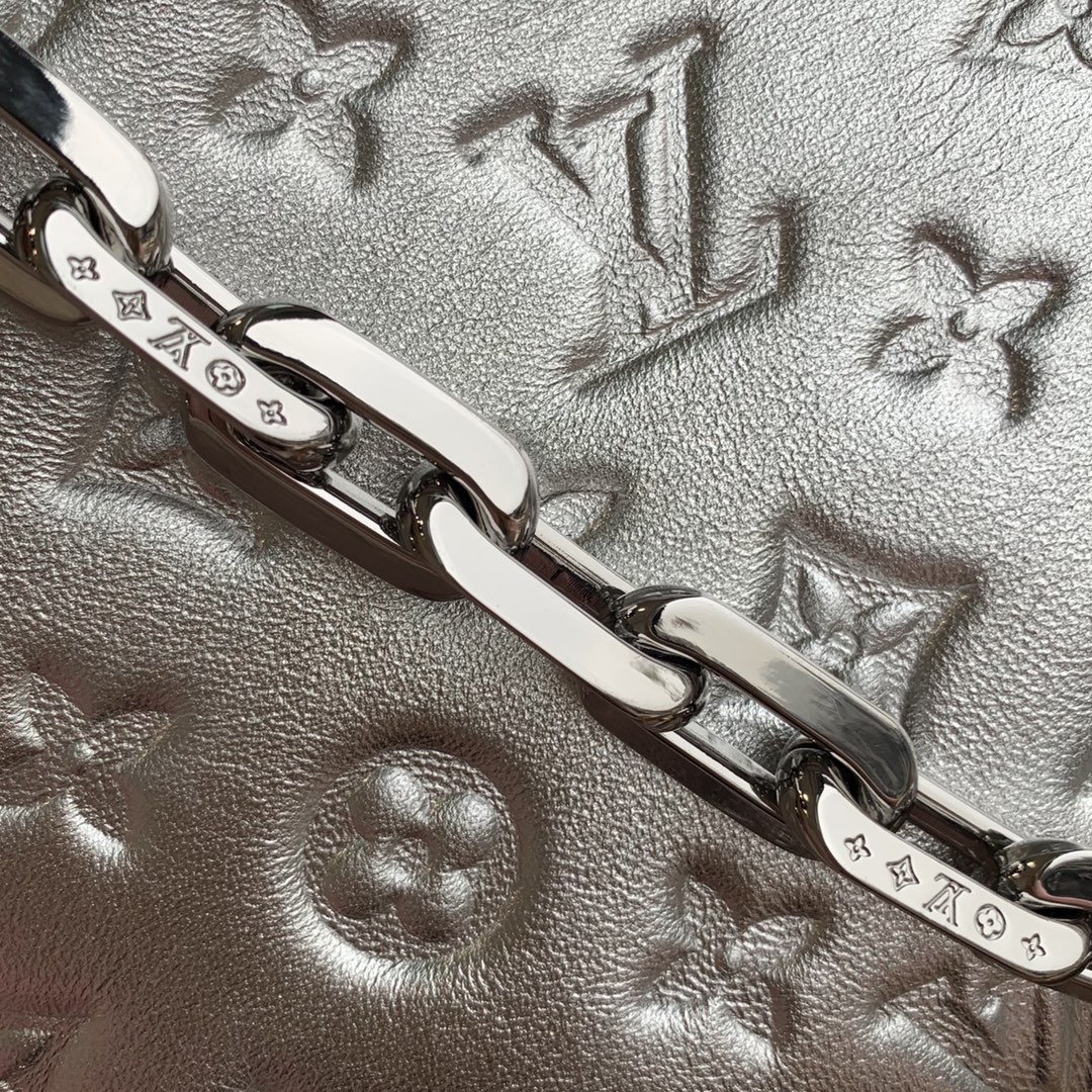 Louis Vuitton Coussin Handbags-29.5×13.5×21CM