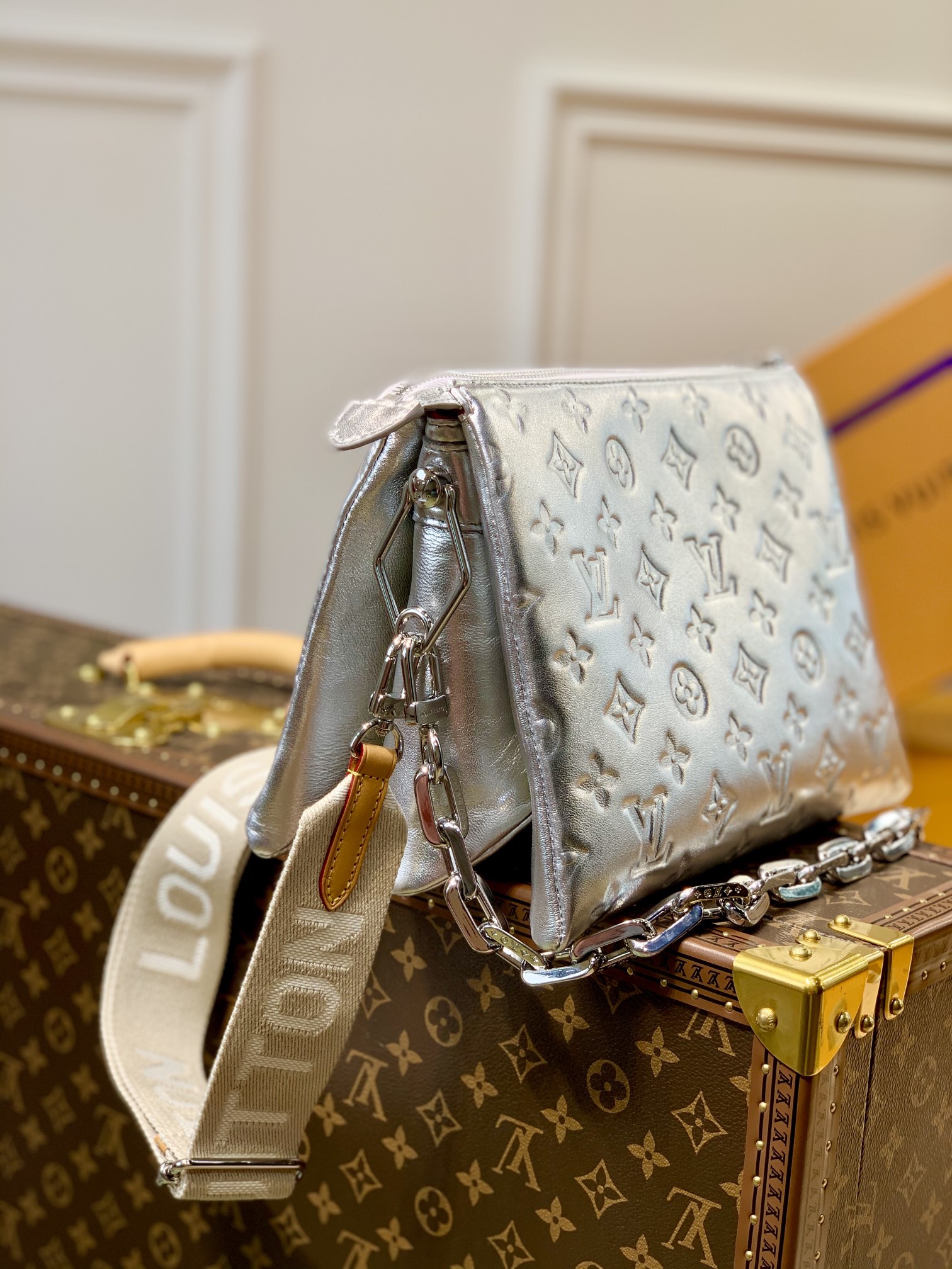 Louis Vuitton Coussin Handbags-26*20*12CM