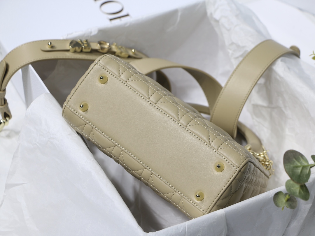 Lady Diro Handle Bag-24CM