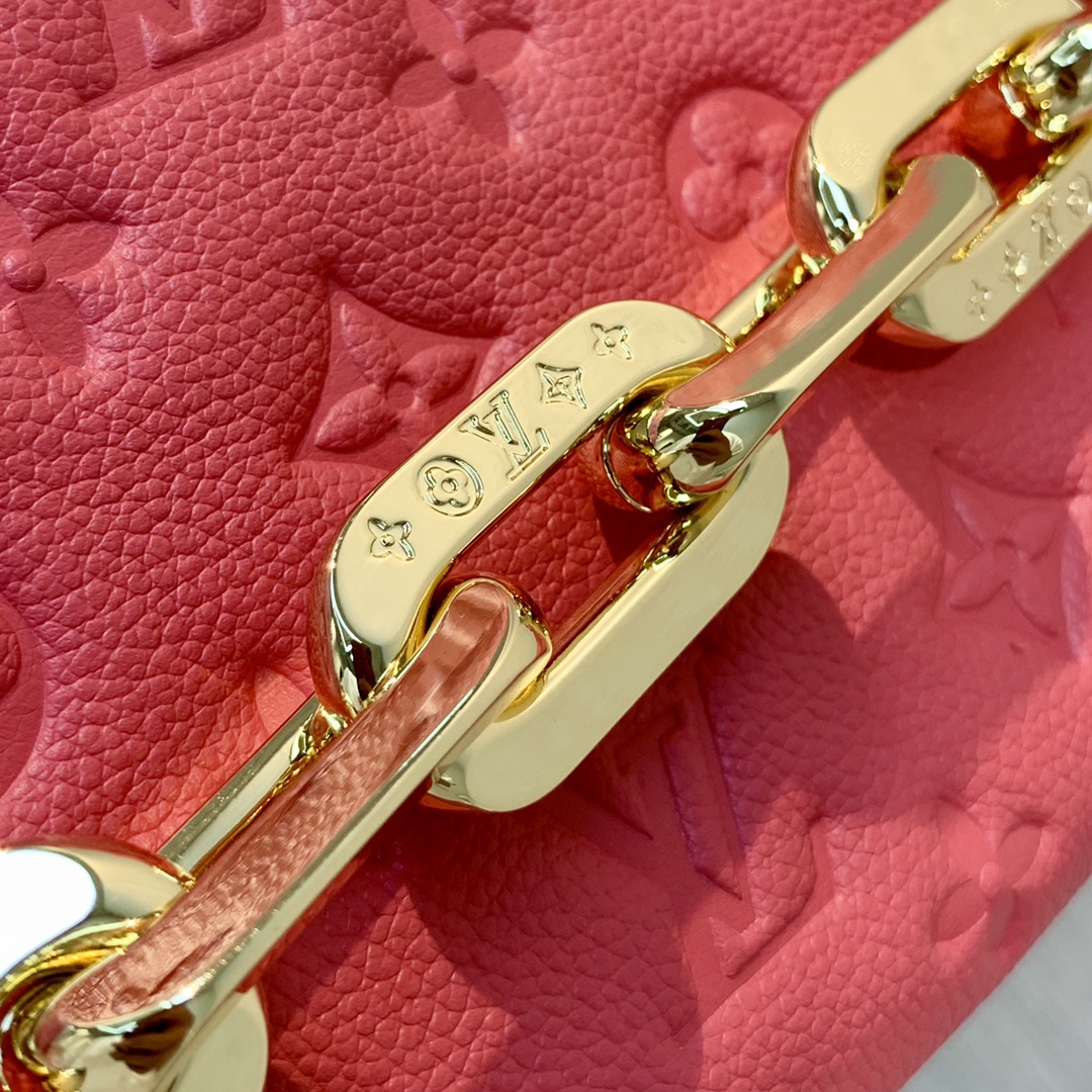 Louis Vuitton Coussin BB Bag-21*16*7 CM