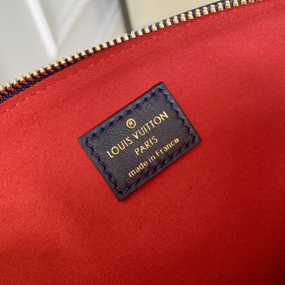 Louis Vuitton Coussin BB Bag-21*16*7 CM