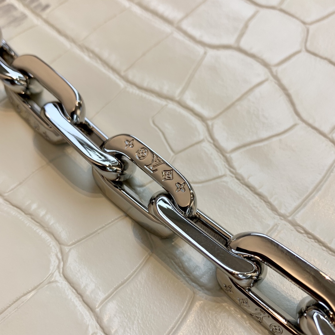Louis Vuitton Coussin Handbags-26*20*12CM