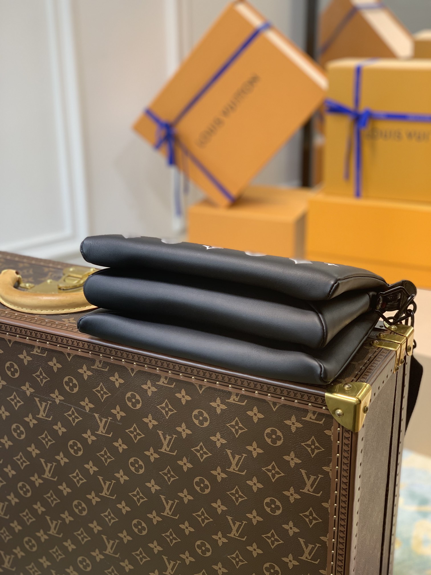 Louis Vuitton Coussin Handbags-26*20*12CM