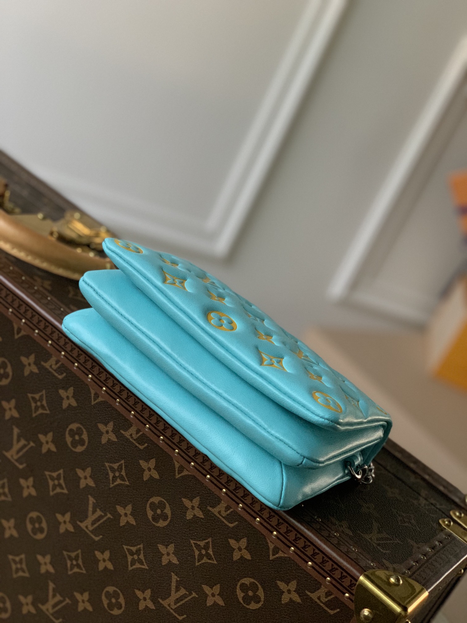 Louis Vuitton Pochette Coussin Chain Bag-20*14*8CM Louis Vuitton Pochette Coussin Chain Bag-20*14*8CM