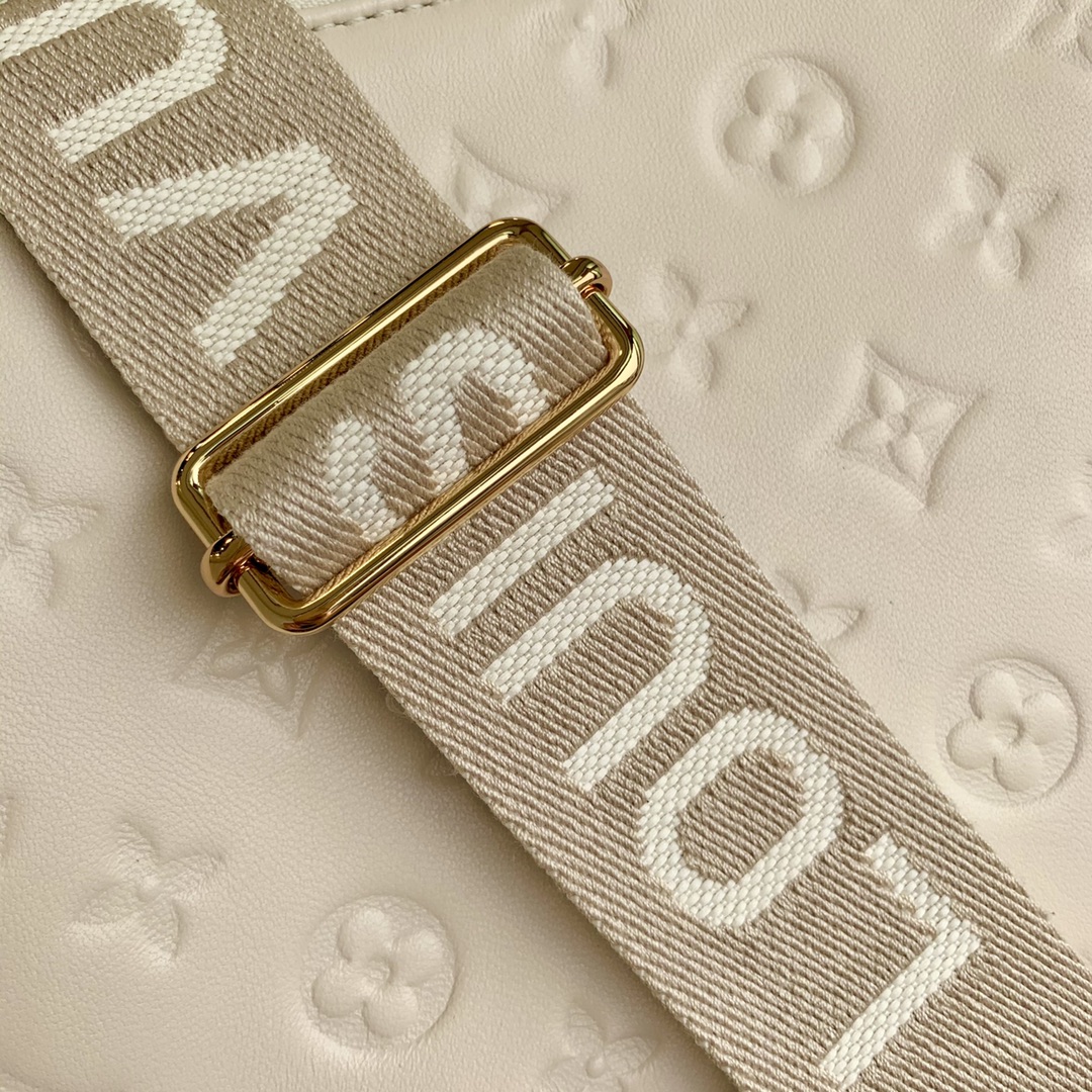 Louis Vuitton Coussin Handbags-26*20*12CM