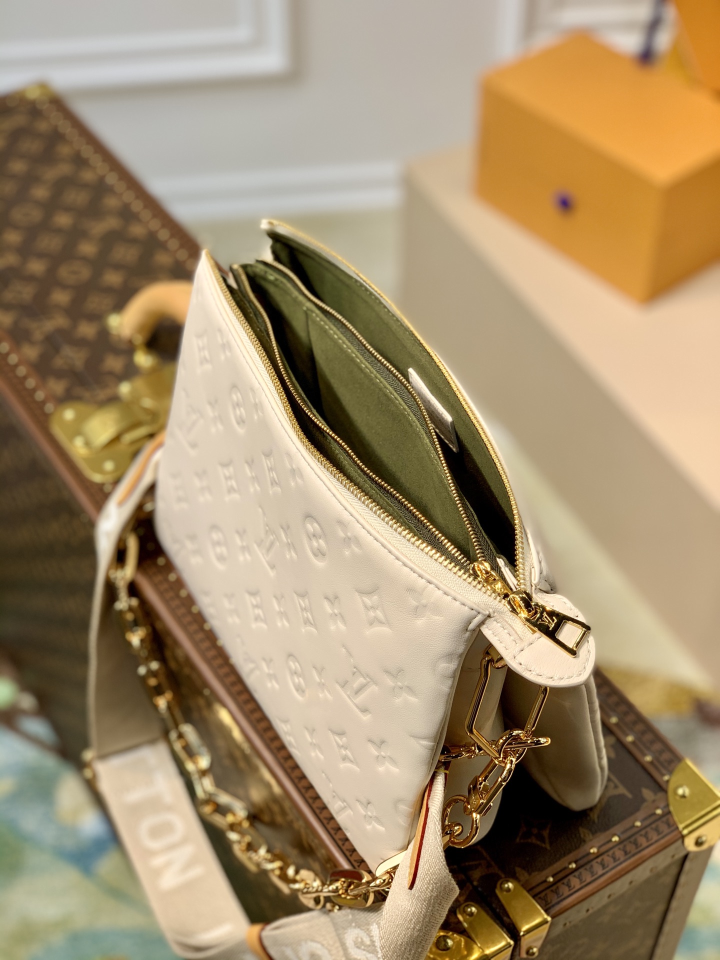 Louis Vuitton Coussin Handbags-26*20*12CM