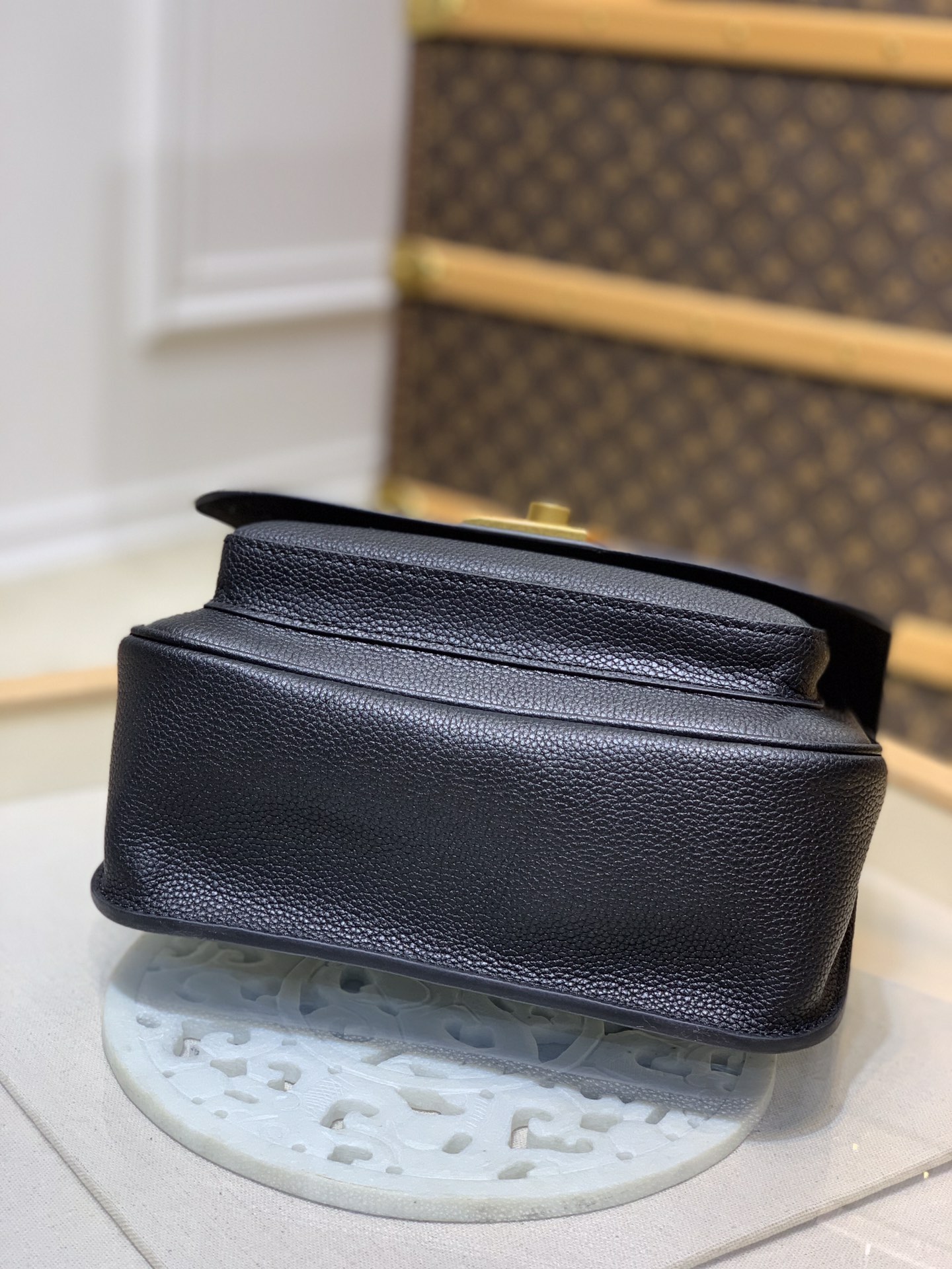 Louis Vuitton Lockme Handbags PM-M57073-23*17*11CM Louis Vuitton Lockme Handbags PM-M57073-23*17*11CM