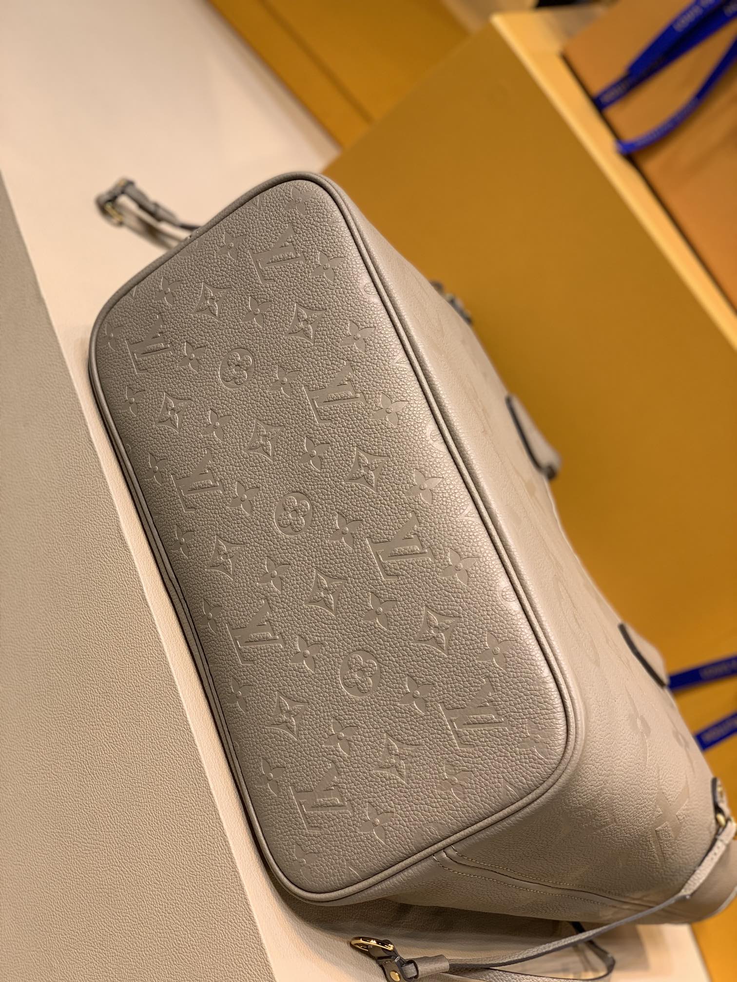 Louis Vuitton Neverfull MM-32*29*17CM