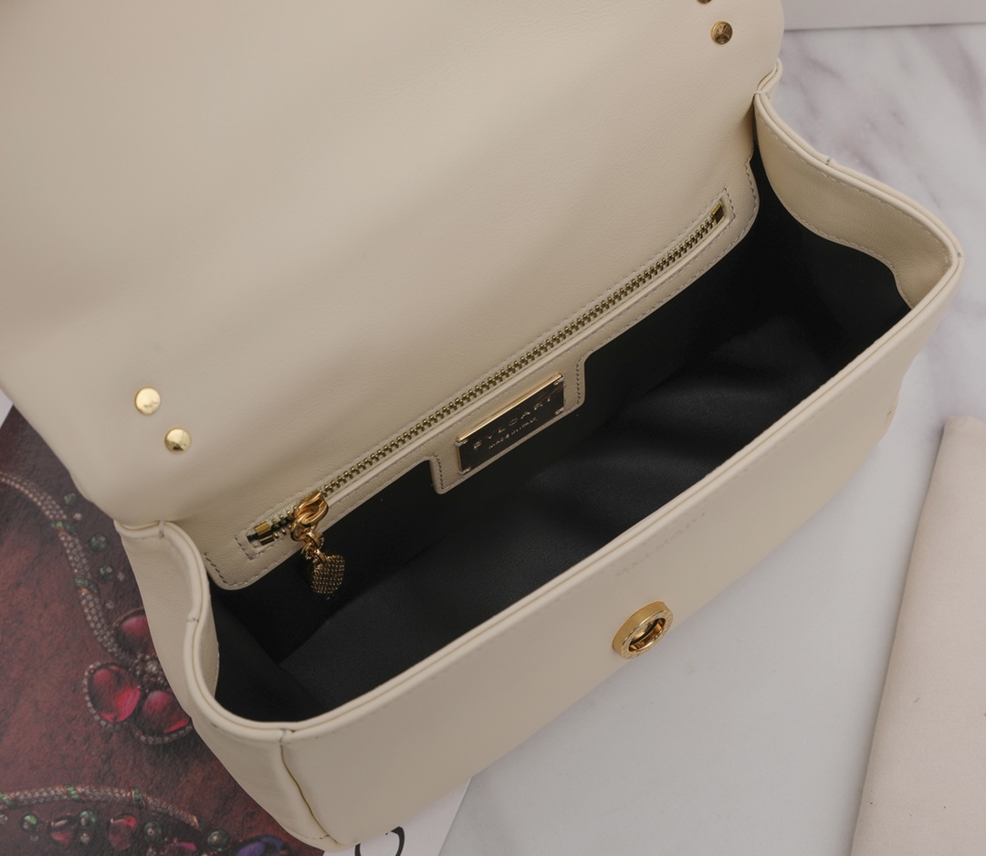 Bvlgari Serpenti Cabochon Bag-22.5 X 15 X 10 CM