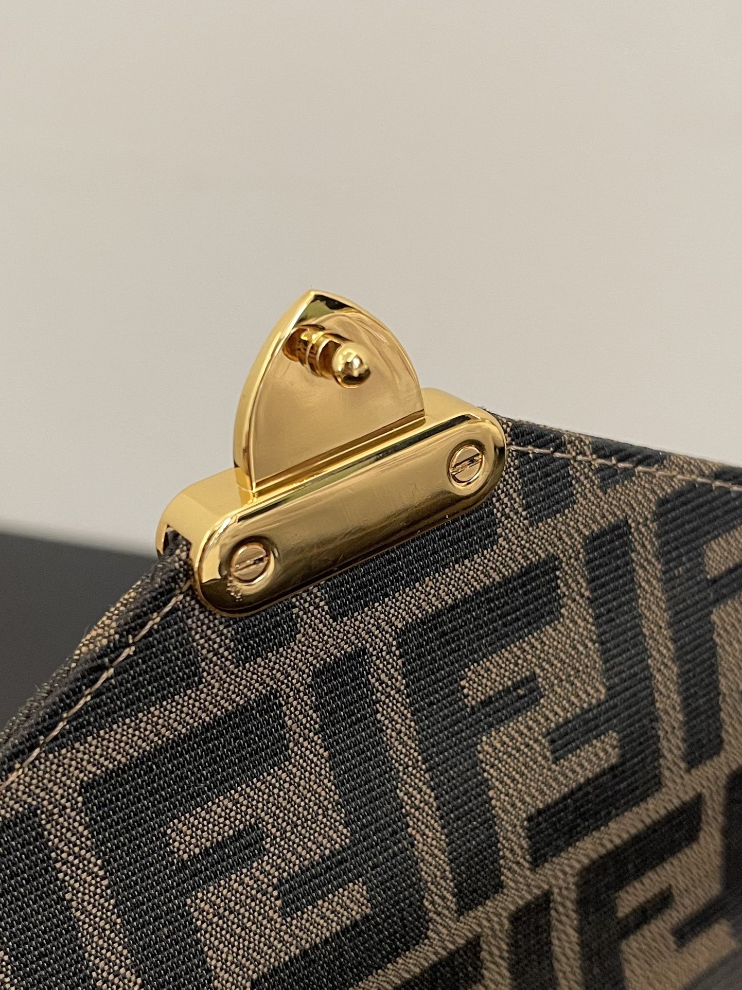 Fendi Vintage Handbags-24x18x8CM