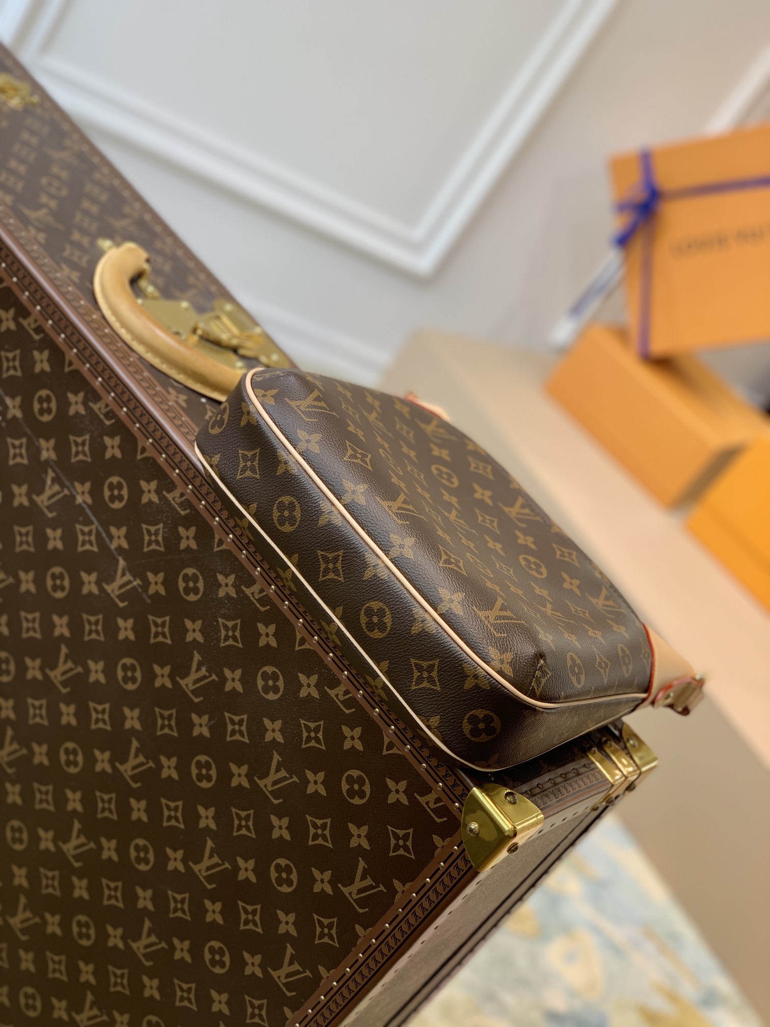 Louis Vuitton Odeon Handbags-M56390-26* 29*7CM Louis Vuitton Odeon Handbags-M56390-26* 29*7CM
