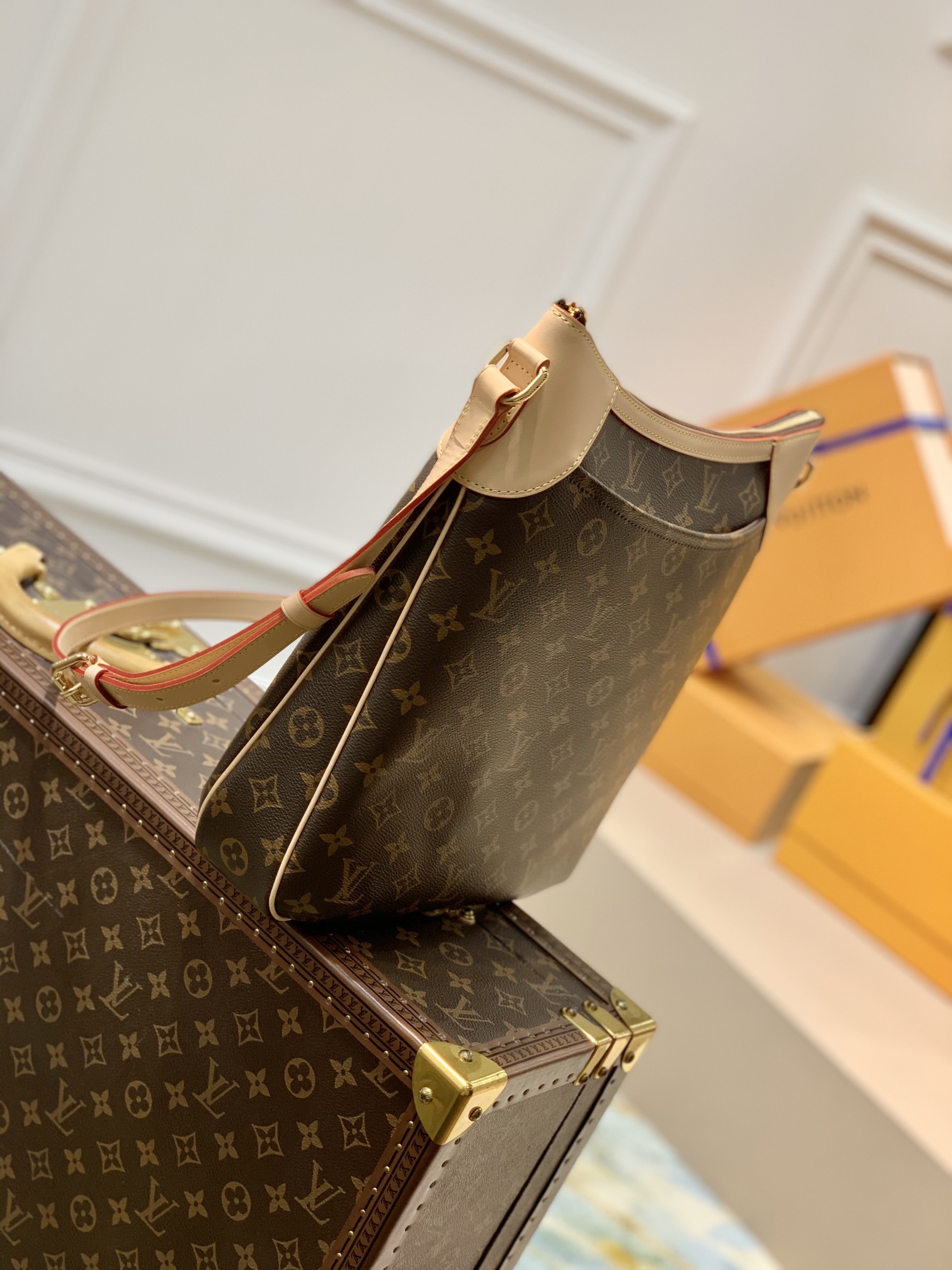 Louis Vuitton Odeon Handbags-M56389-29*35*7CM Louis Vuitton Odeon Handbags-M56389-29*35*7CM
