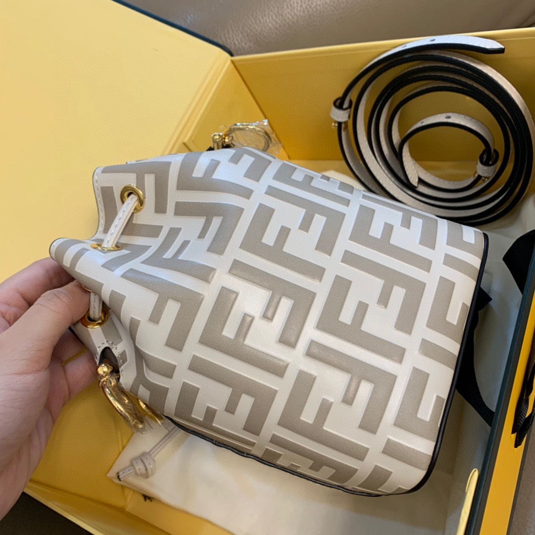 Fendi Mon Tresor Bucket-18*12*10CM