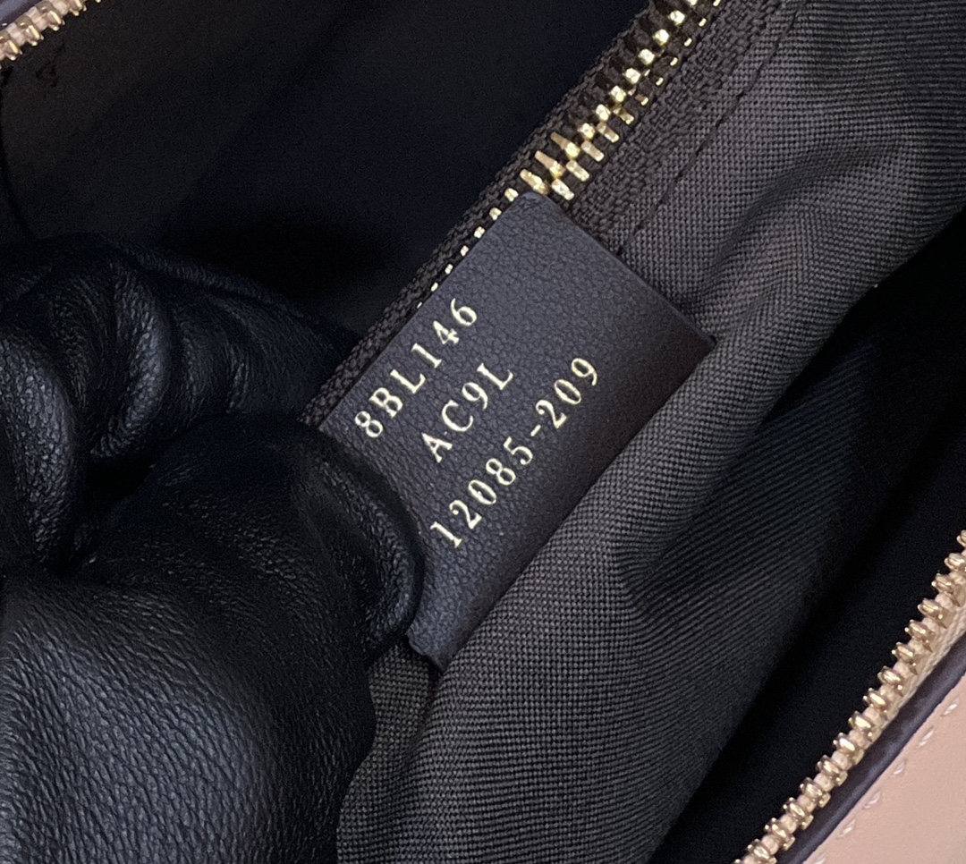 Fendi By The Way Handbag-28*12*15CM