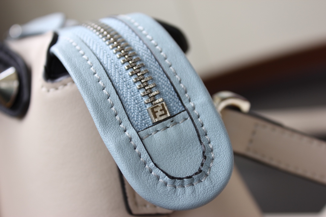 Fendi By The Way Handbag-20*13*8.5CM
