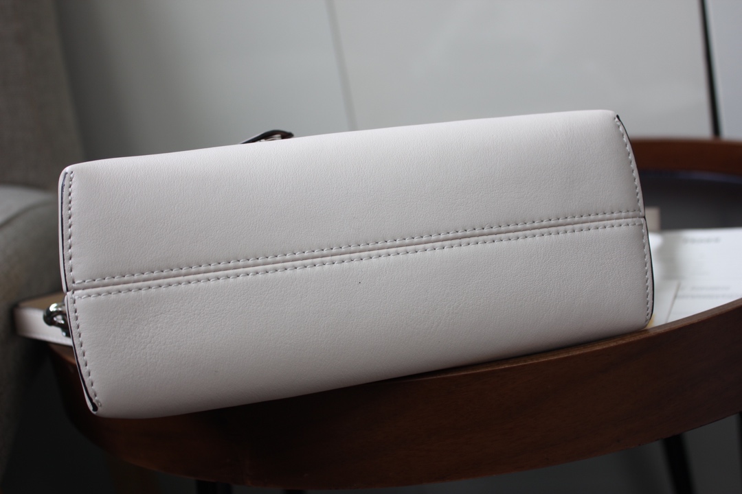 Fendi By The Way Handbag-20*13*8.5CM