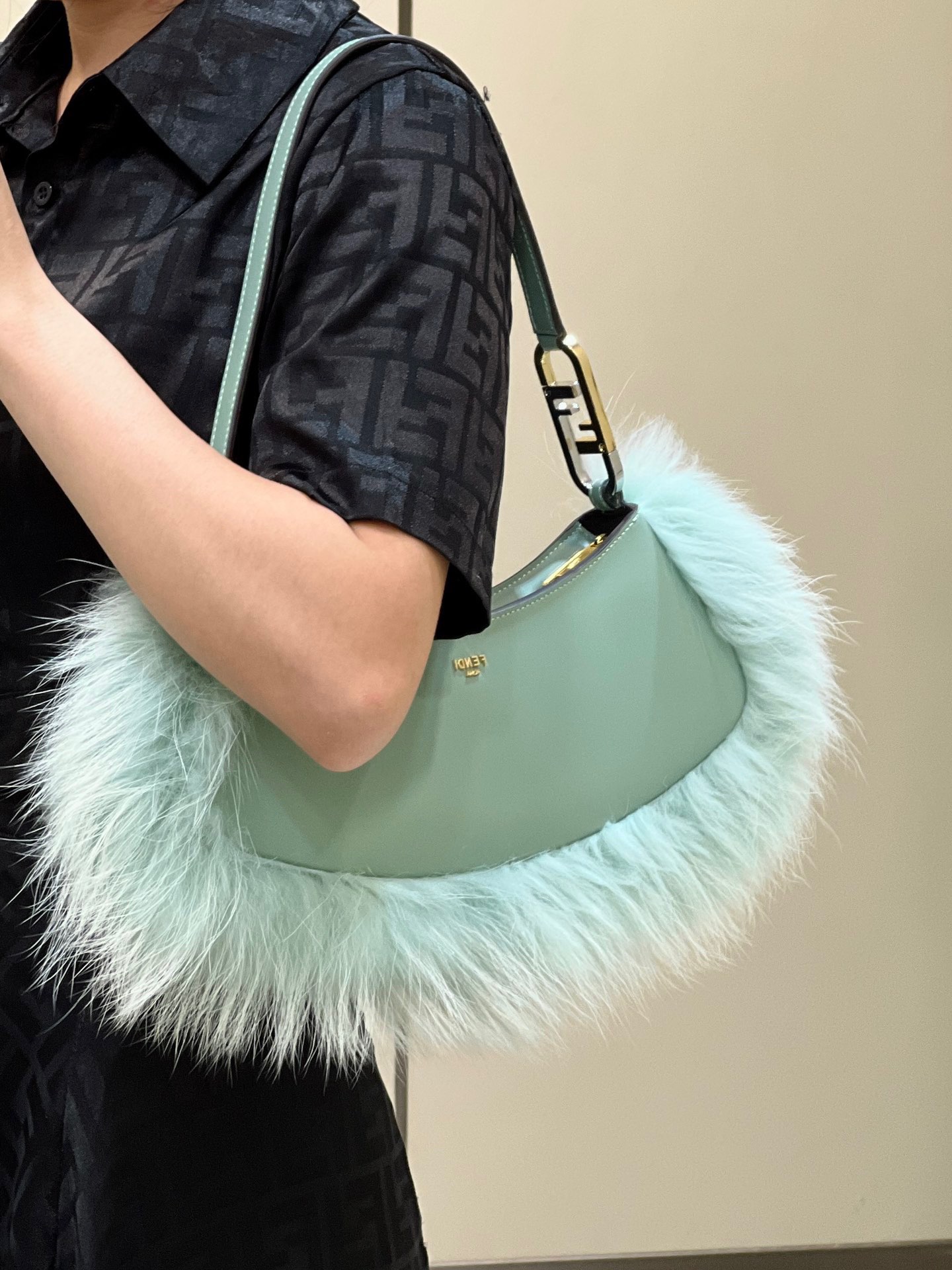 Fendi O-lock Clutch Bags-32*11*5CM