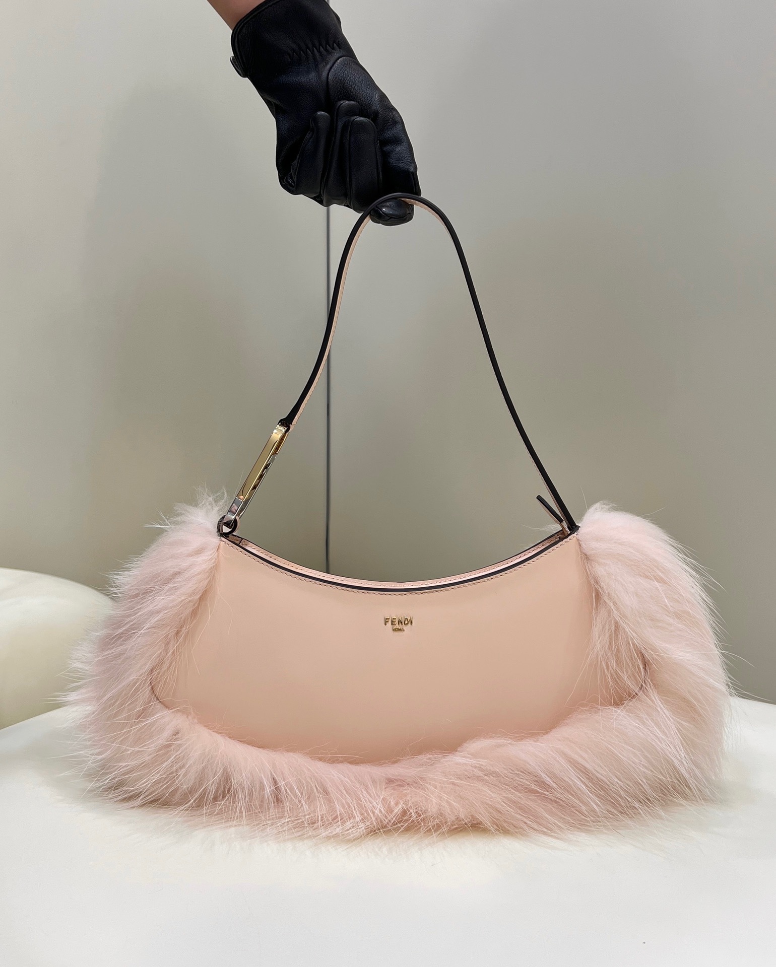 Fendi O-lock Clutch Bags-32*11*5CM