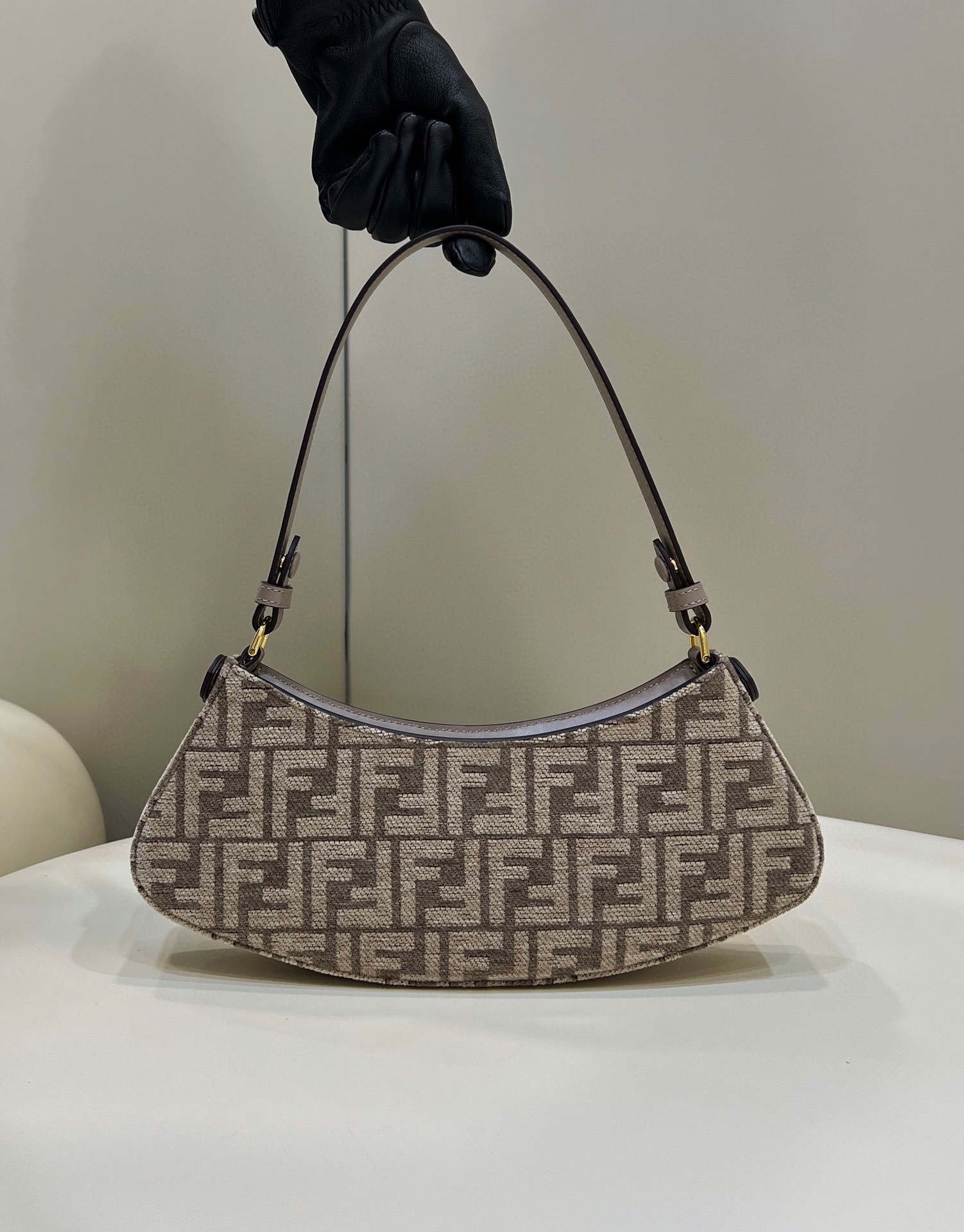 Fendi Clutch Bags-32*11*5CM