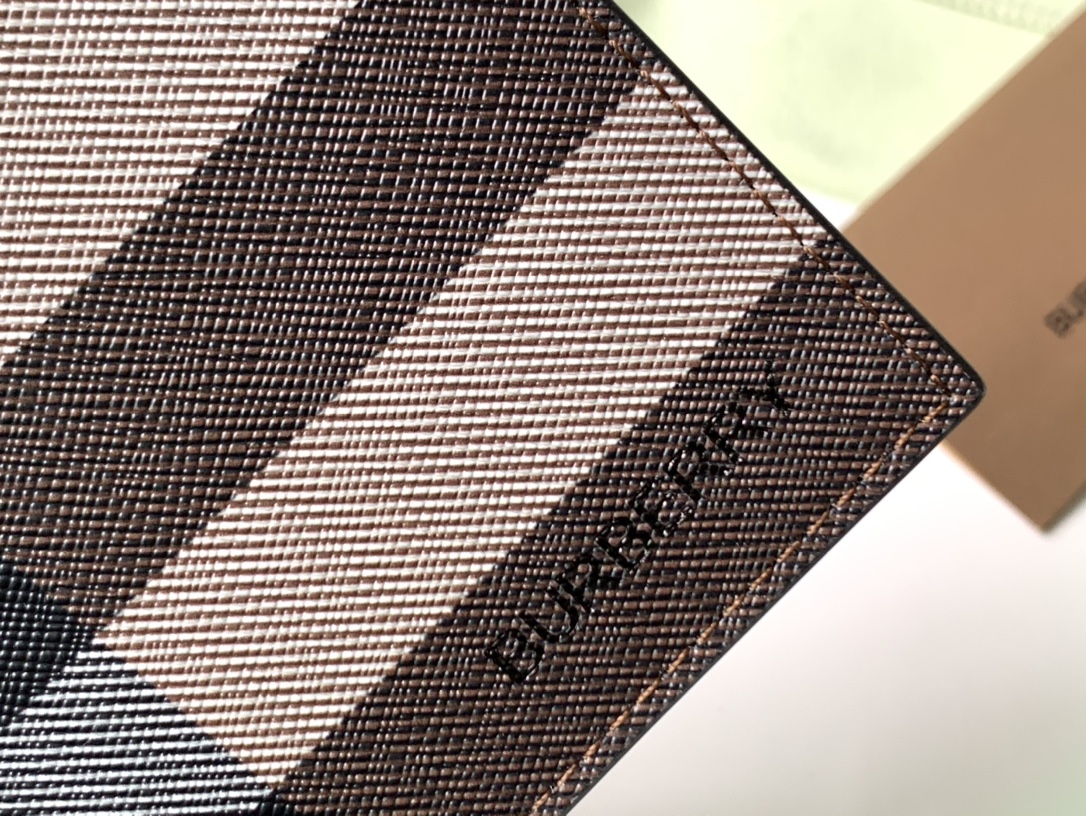 Burberry Wallet-11*10CM
