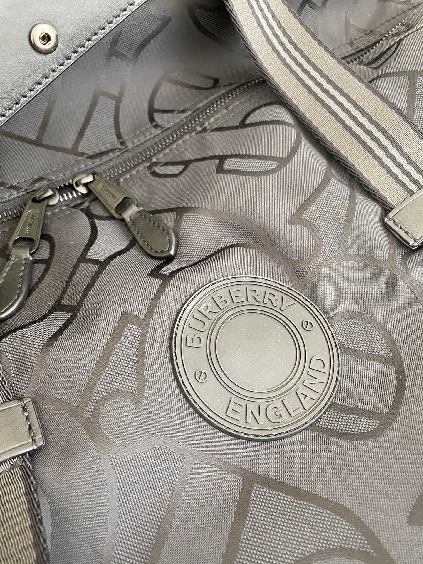 Burberry Top Handbags-50x19x29CM