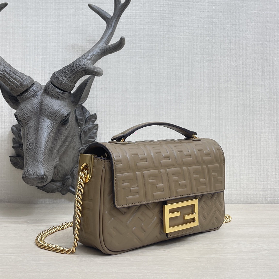 FendI Baguette Bag-24x14x7CM