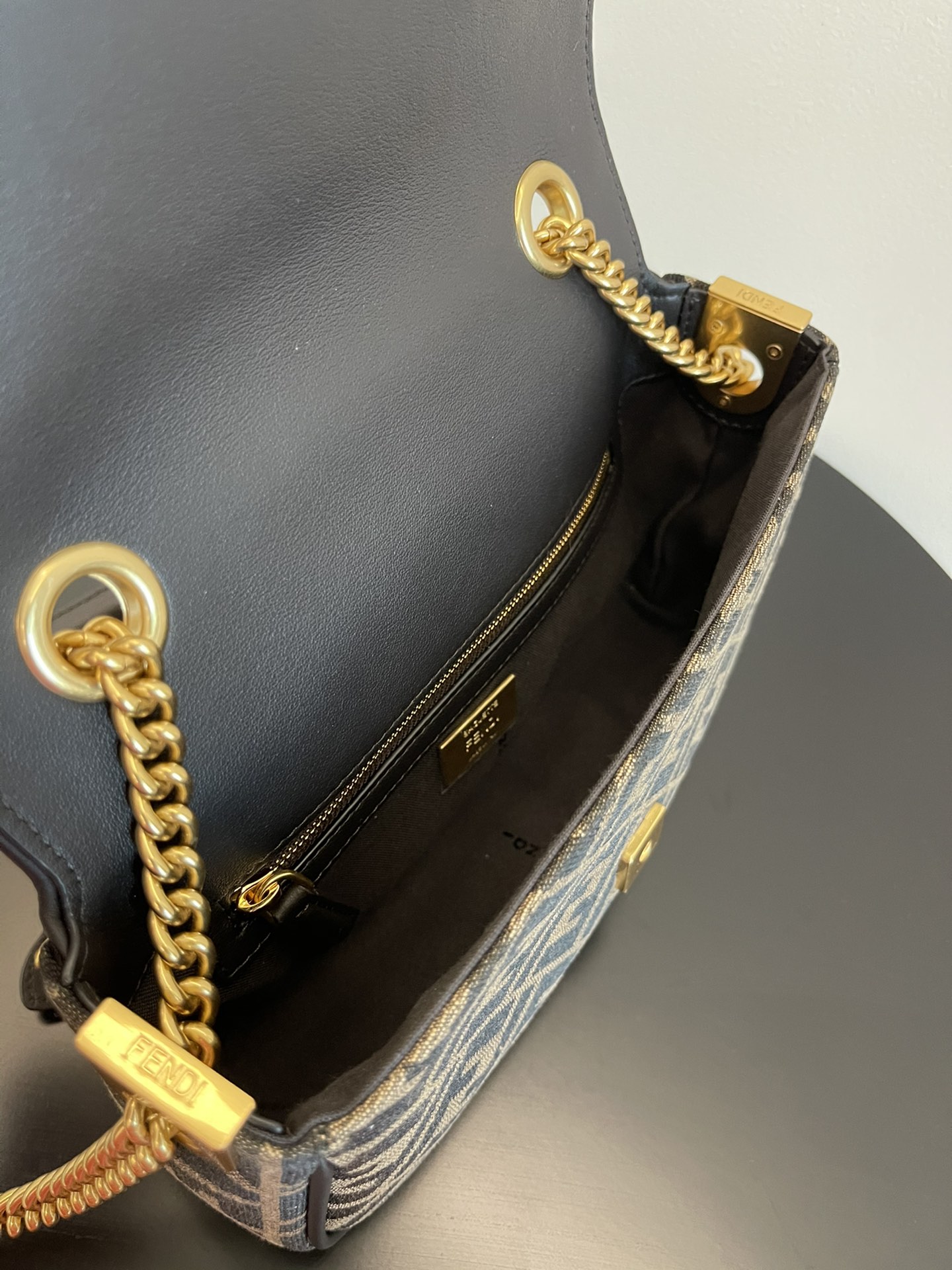 FendI Baguette Bag-24x14x7CM