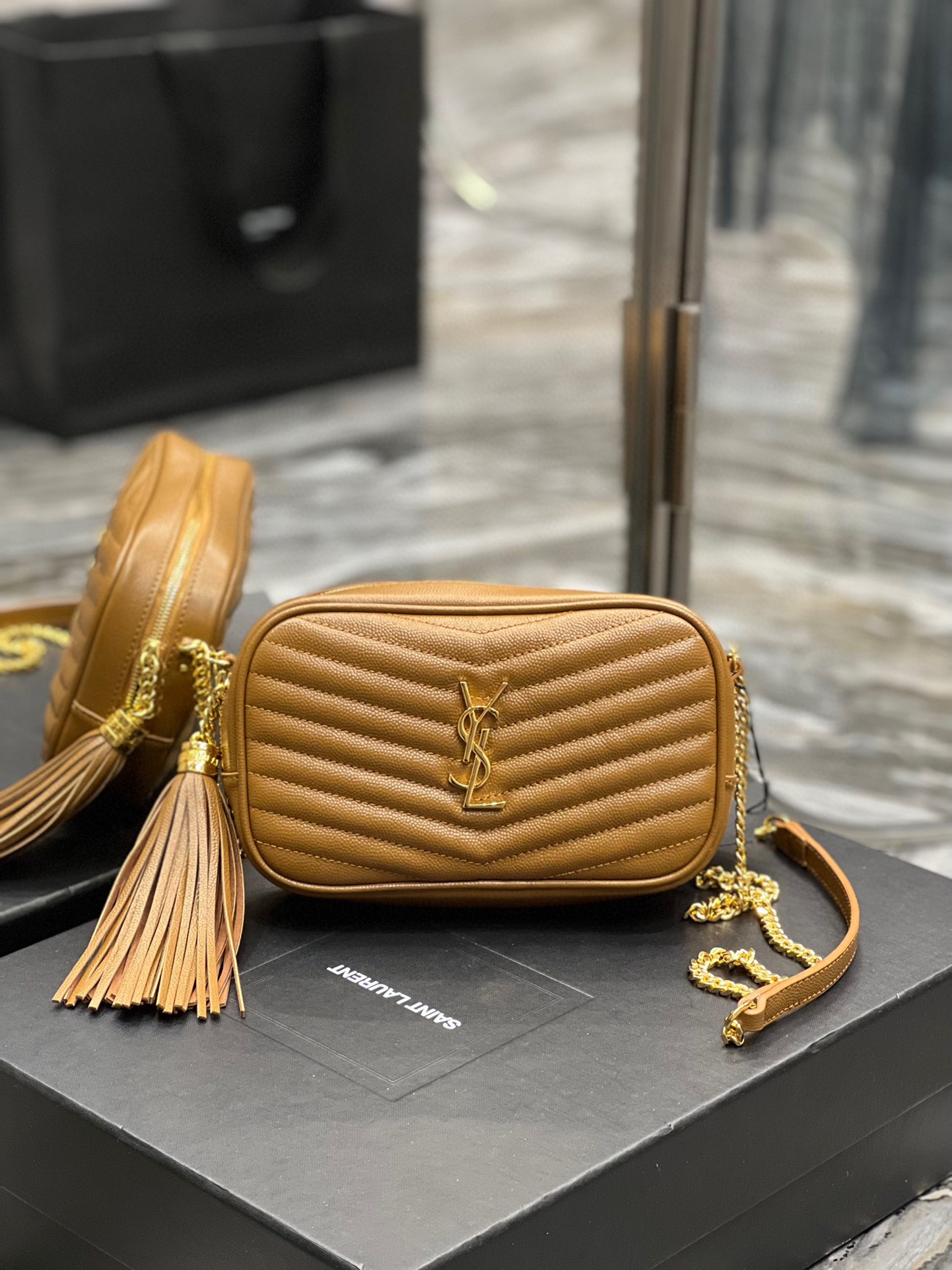YSL Mini Lou Camera Bag-‎19*11*5CM