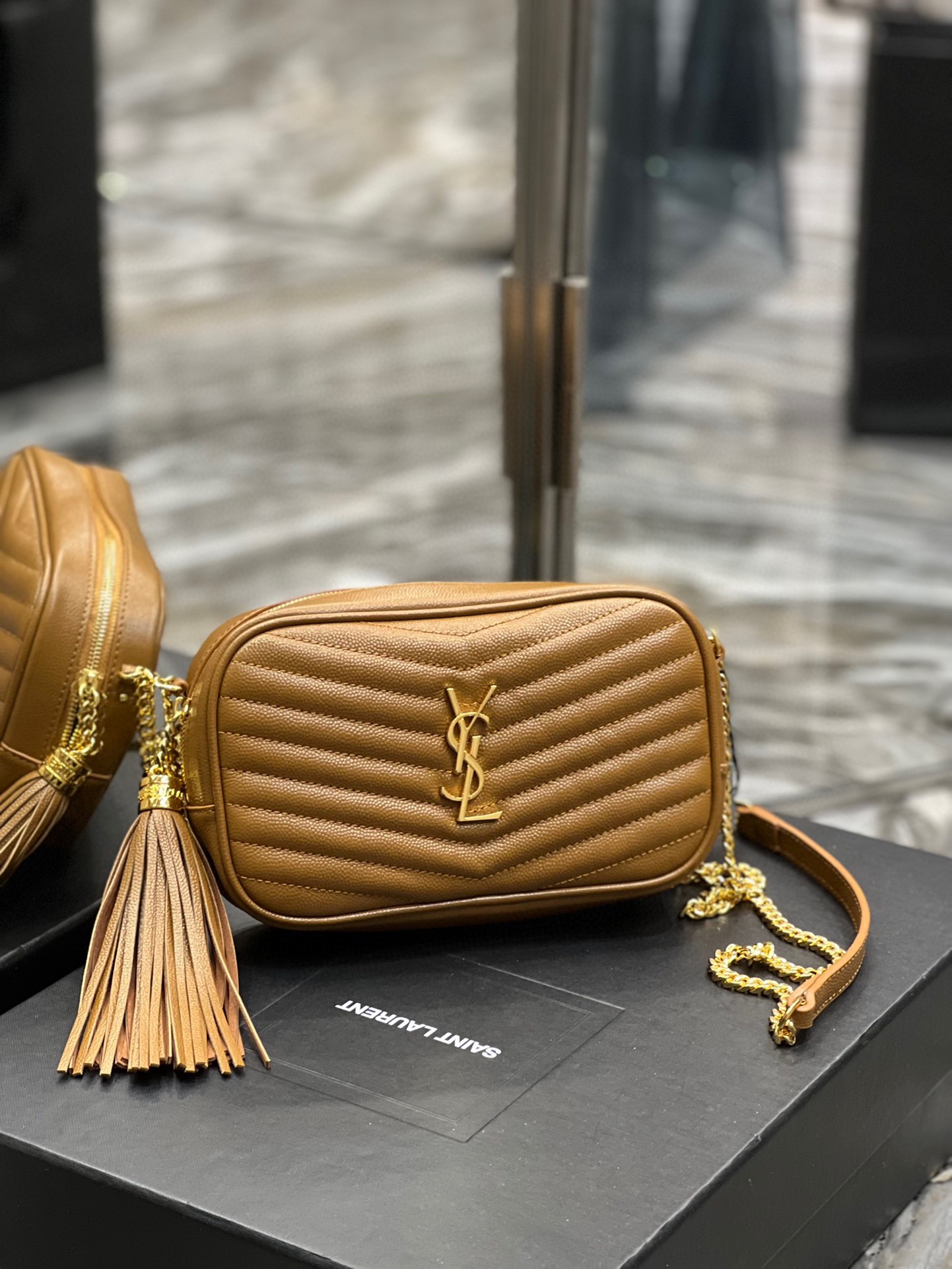 YSL Mini Lou Camera Bag-‎19*11*5CM
