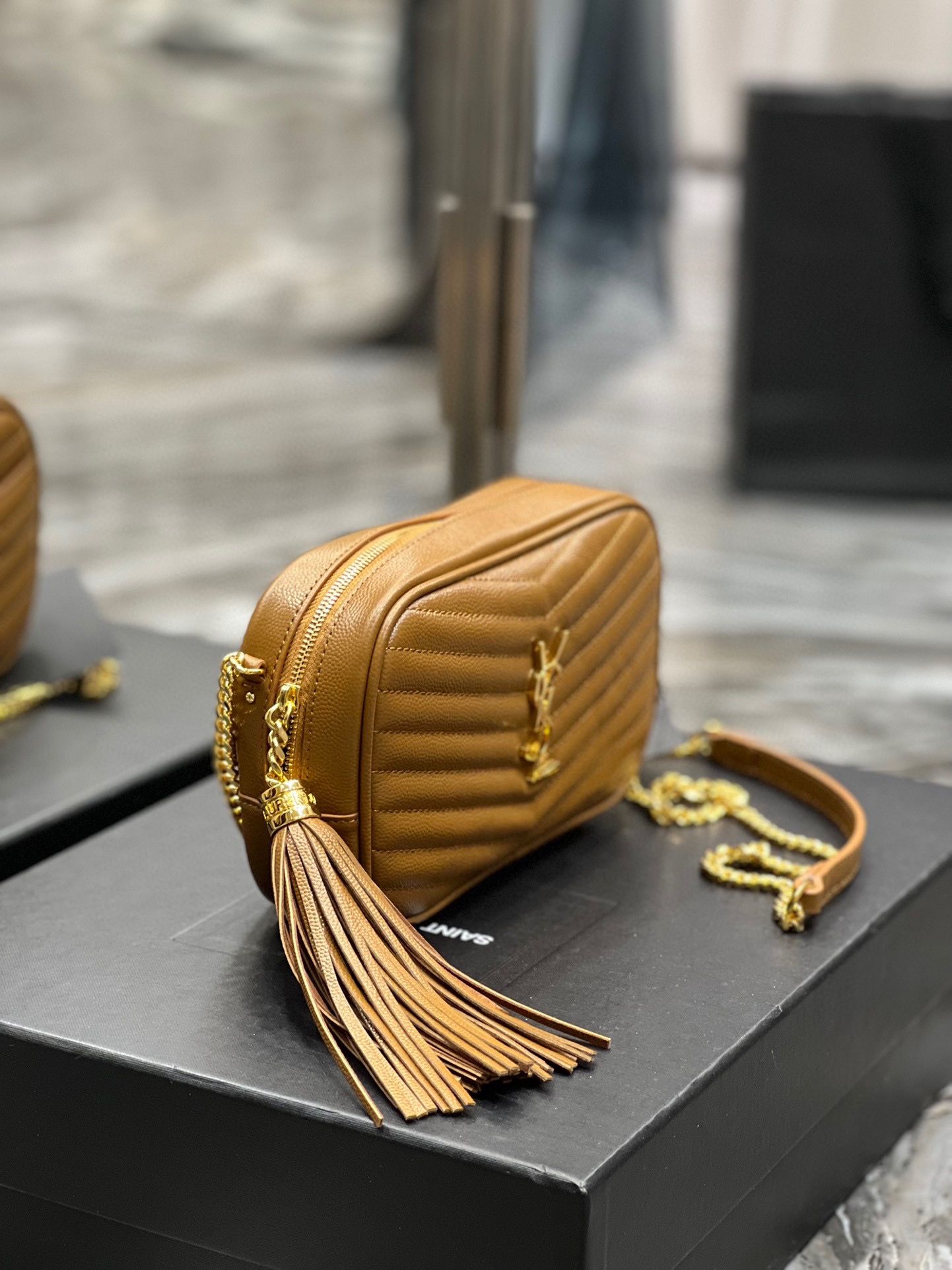YSL Mini Lou Camera Bag-‎19*11*5CM