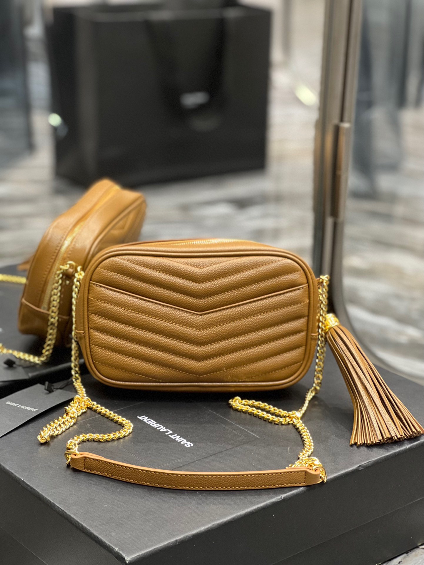 YSL Mini Lou Camera Bag-‎19*11*5CM