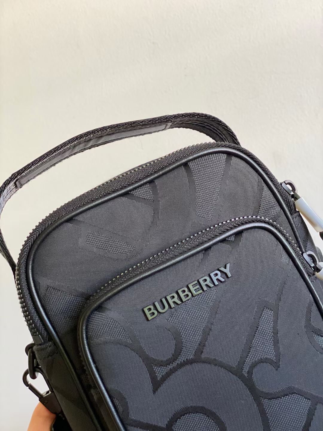 Burberry Crossbody Bag-14 x 6 x 19.5CM