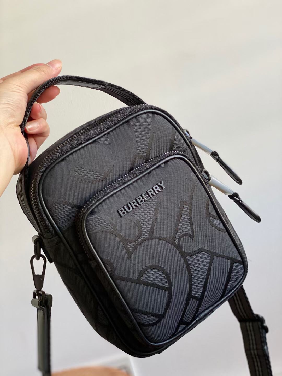 Burberry Crossbody Bag-14 x 6 x 19.5CM