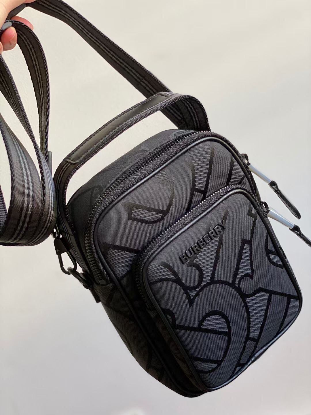 Burberry Crossbody Bag-14 x 6 x 19.5CM