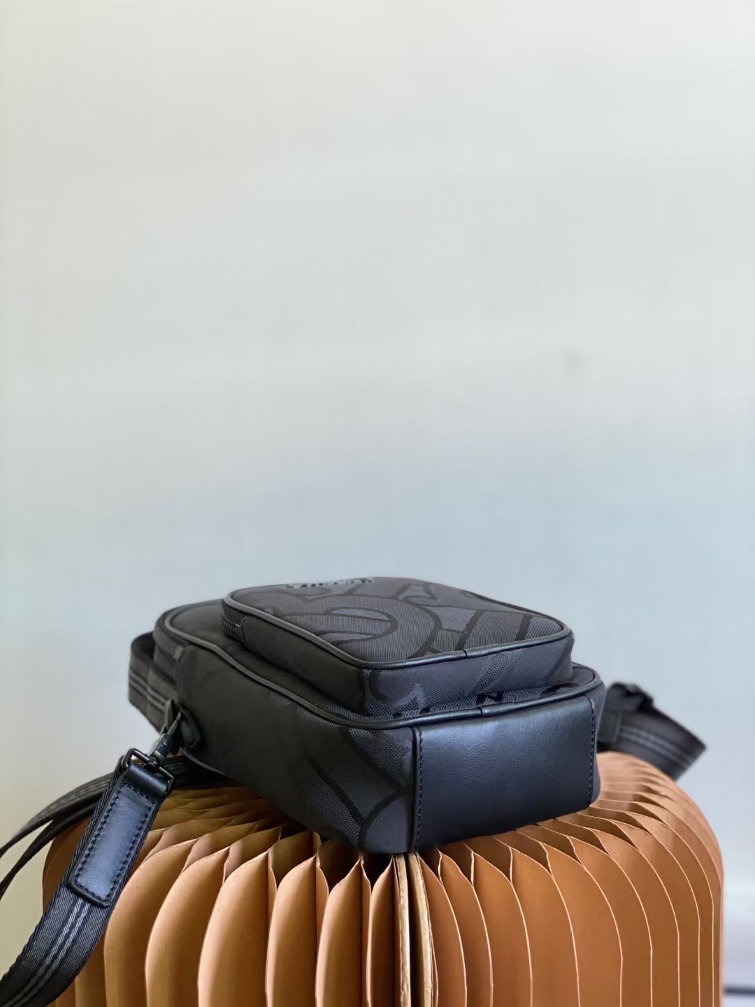 Burberry Crossbody Bag-14 x 6 x 19.5CM
