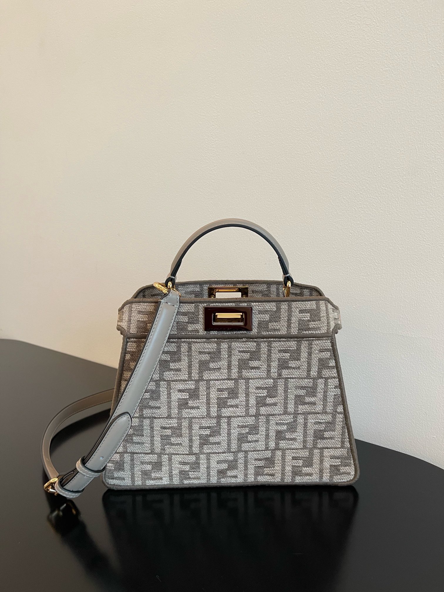 Fendi PeekabooISeeU-27x21x11CM