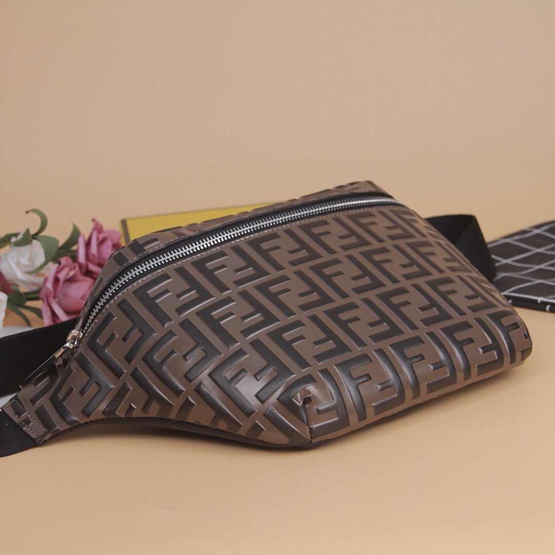 Fendi Waist Bag-18*20*7CM