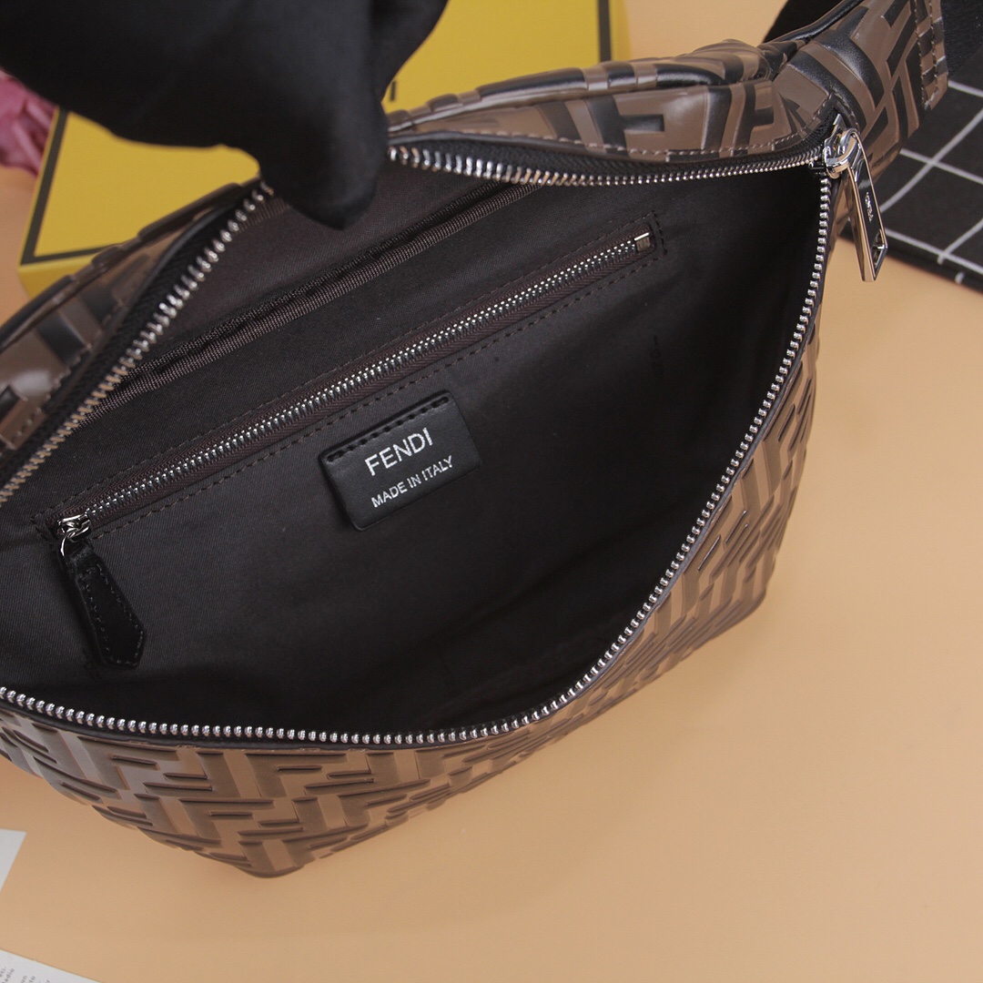 Fendi Waist Bag-18*20*7CM