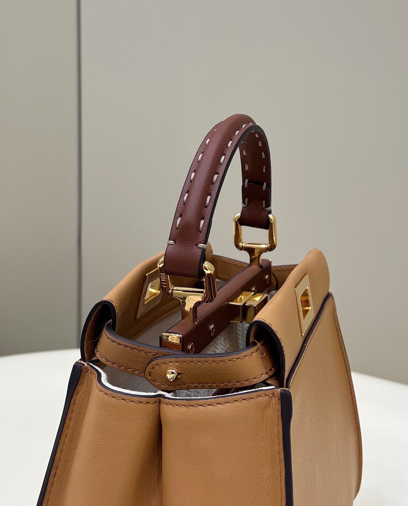 Fendi PeekabooTote-24×7×19CM