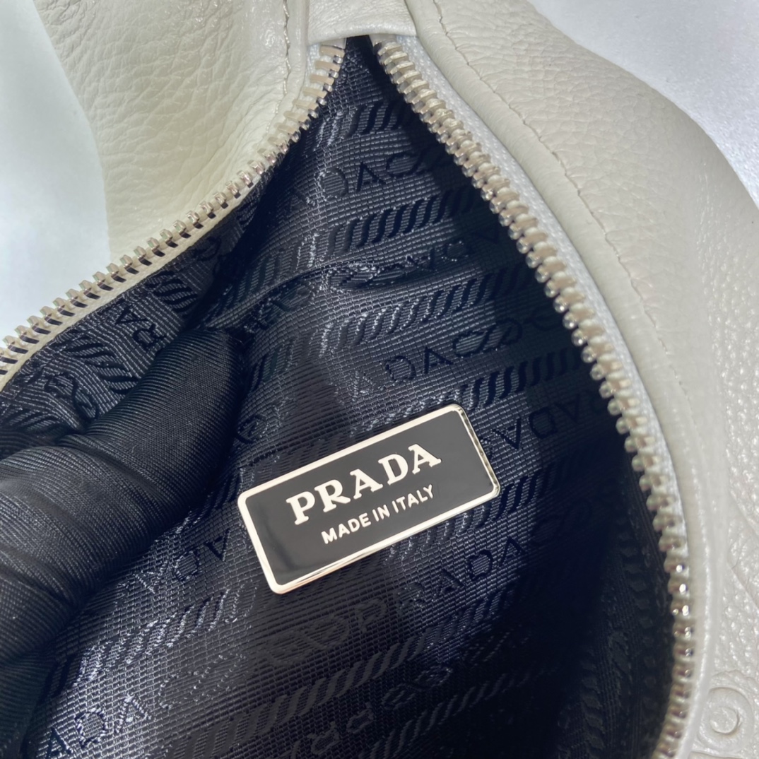 Prada 2VZ098 Handbags-17*32*6.5CM Prada 2VZ098 Handbags-17*32*6.5CM