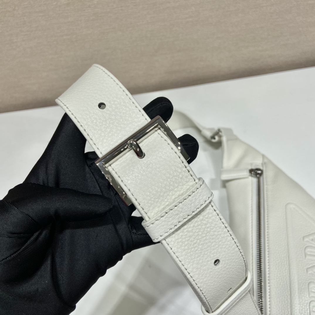 Prada 2VZ098 Handbags-17*32*6.5CM Prada 2VZ098 Handbags-17*32*6.5CM