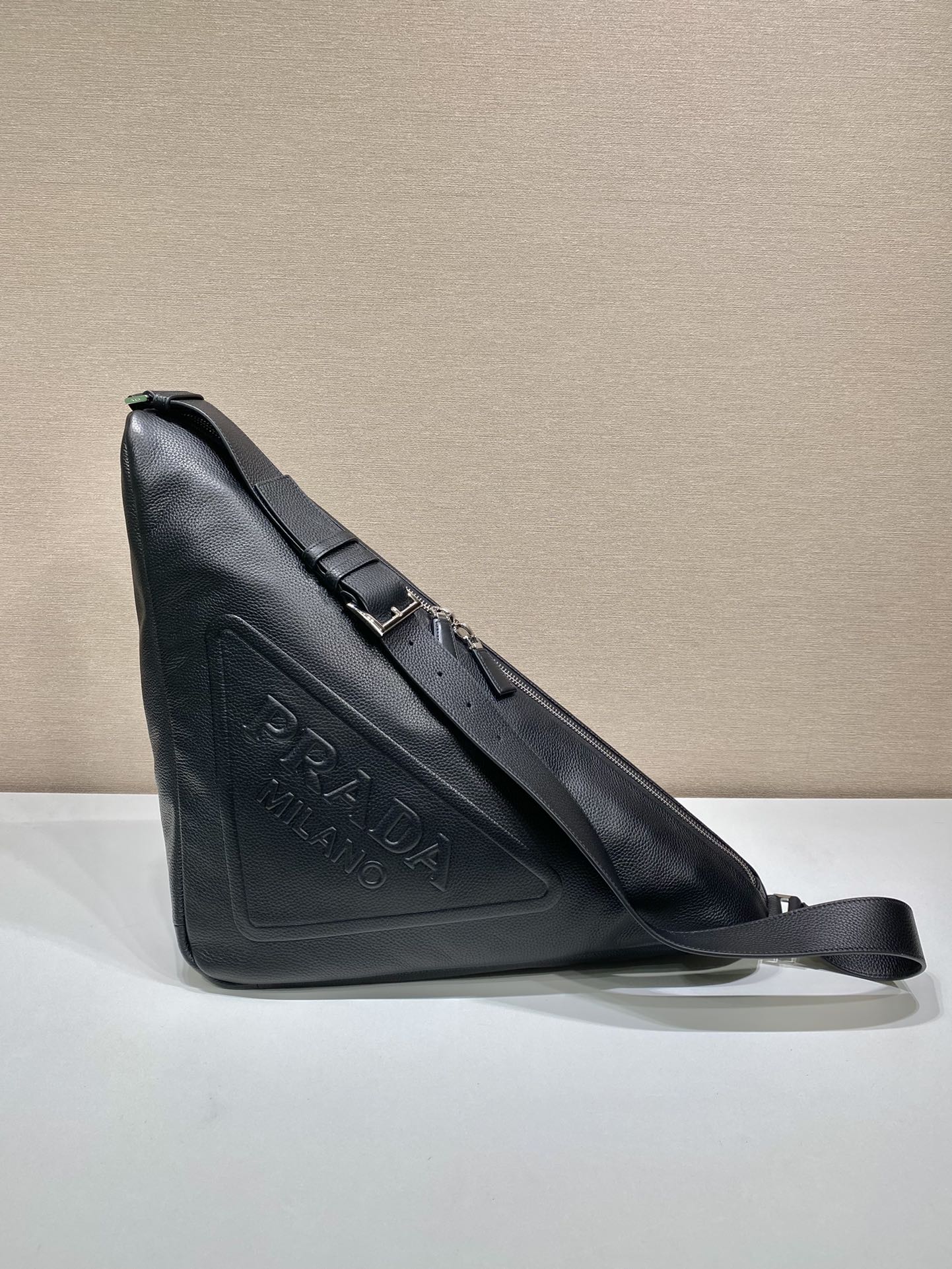 Prada 2VY007 Handbags-22.5*31*28CM