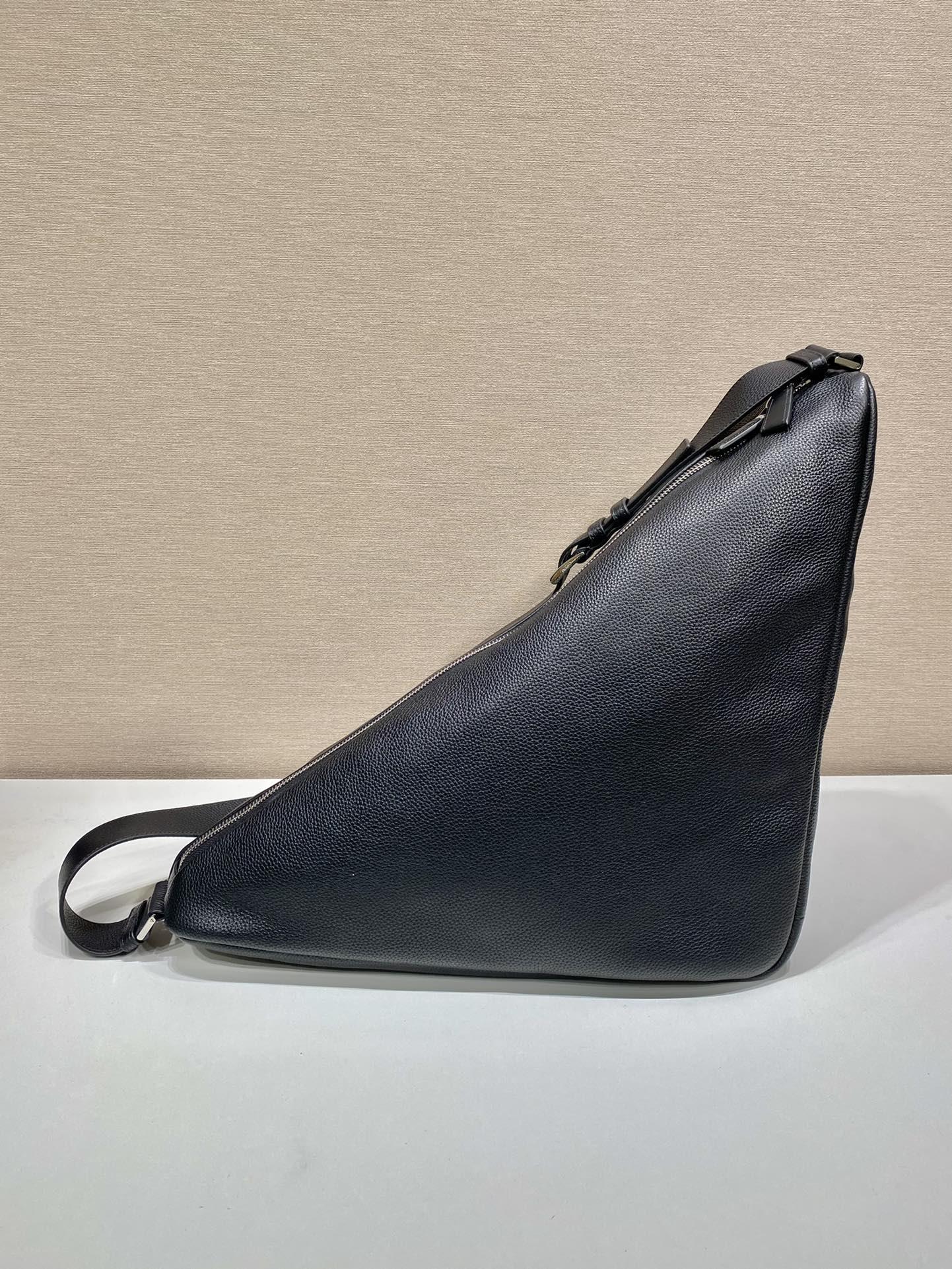 Prada 2VY007 Handbags-22.5*31*28CM Prada 2VY007 Handbags-22.5*31*28CM