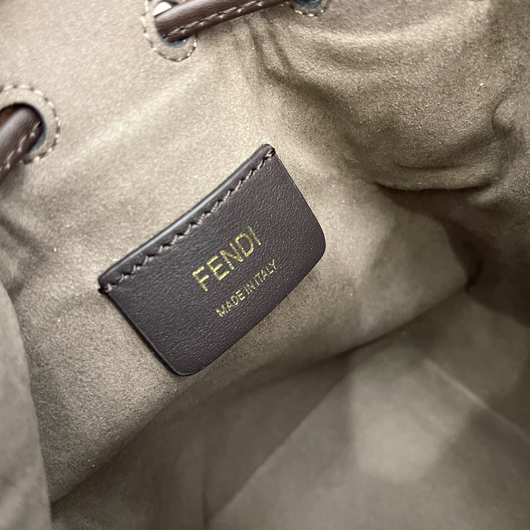 Fendi Mini Mon Tresor Bag -12x18x10CM