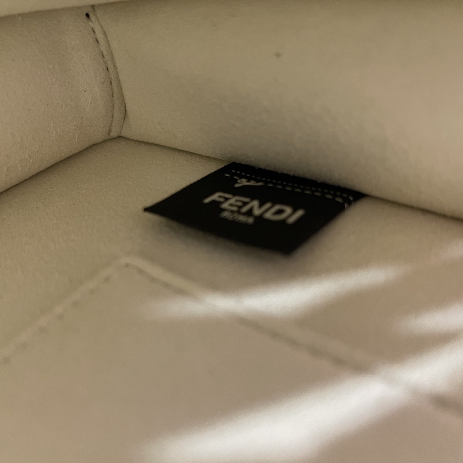 Fendi Kan U-19x13x9CM